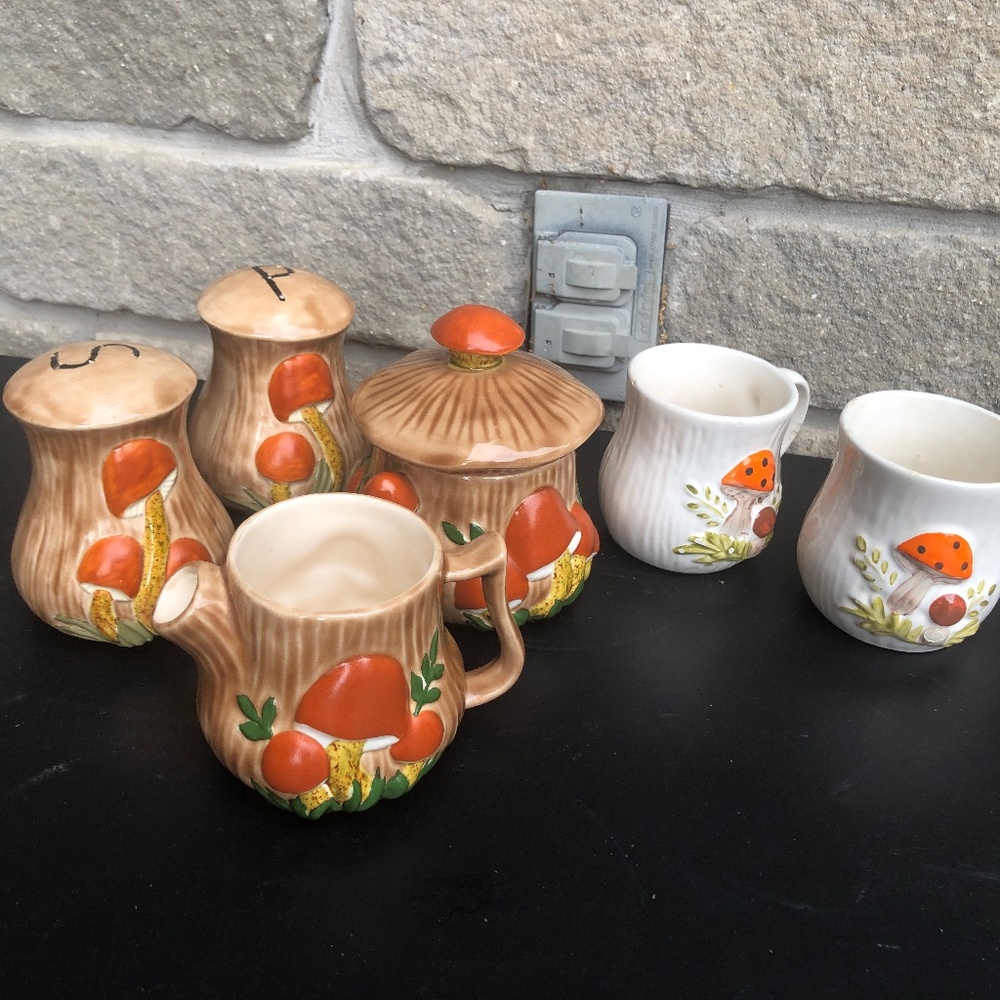 MCM Vintage Mushroom Ceramic 6 Piece Set